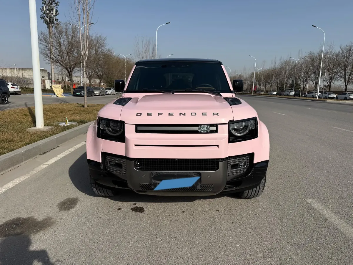 2024 Land Rover Defender 3.0T 400HP L6 8AT,autocango,china used car exporter,china ev exporter,chinese used car exporter,chinese used ev exporter