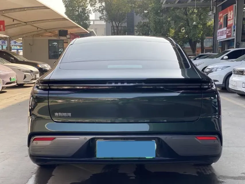 2025 Geely Galaxy Starshine 8 1.5L 112HP L4 1DHT PHEV,autocango,china used car exporter,china ev exporter,chinese used car exporter,chinese used ev exporter