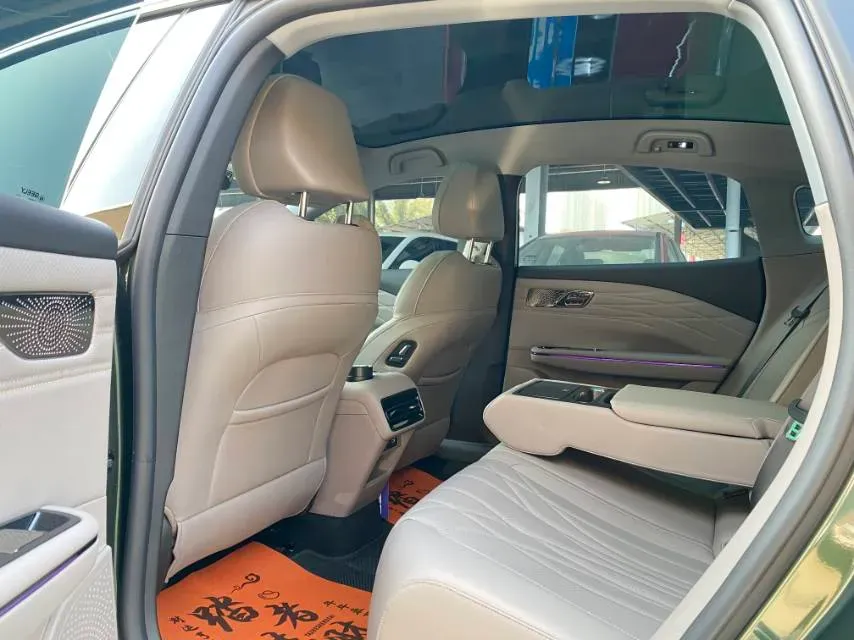 2025 Geely Galaxy Starshine 8 1.5L 112HP L4 1DHT PHEV,autocango,china used car exporter,china ev exporter,chinese used car exporter,chinese used ev exporter
