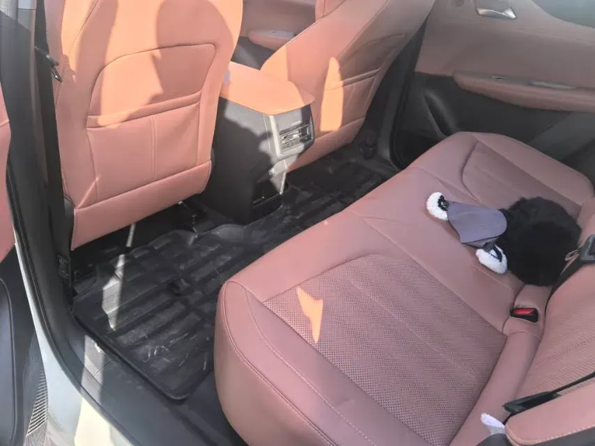 2024 ChangAn UNI-Z 1.5L 98HP L4 E-CVT PHEV 18.4KWH,autocango,china used car exporter,china ev exporter,chinese used car exporter,chinese used ev exporter