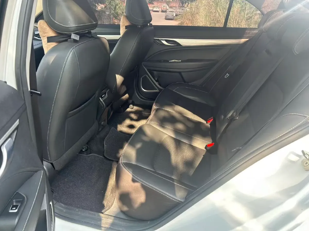 2020 Geely Emgrand 1.5L 109HP L4 CVT,autocango,china used car exporter,china ev exporter,chinese used car exporter,chinese used ev exporter