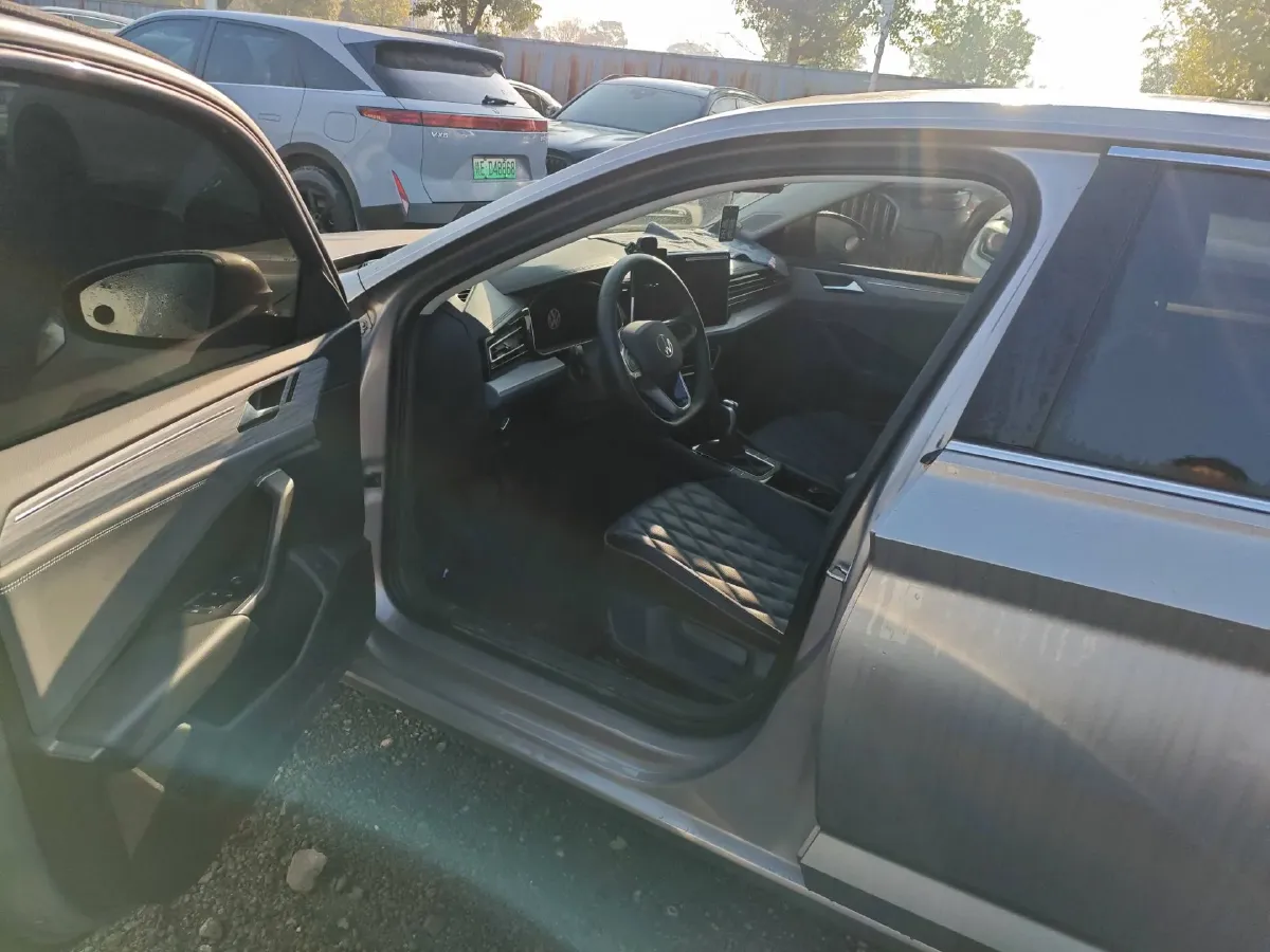 2023 Volkswagen Sagitar 1.5T 160HP L4 7DCT,autocango,china used car exporter,china ev exporter,chinese used car exporter,chinese used ev exporter