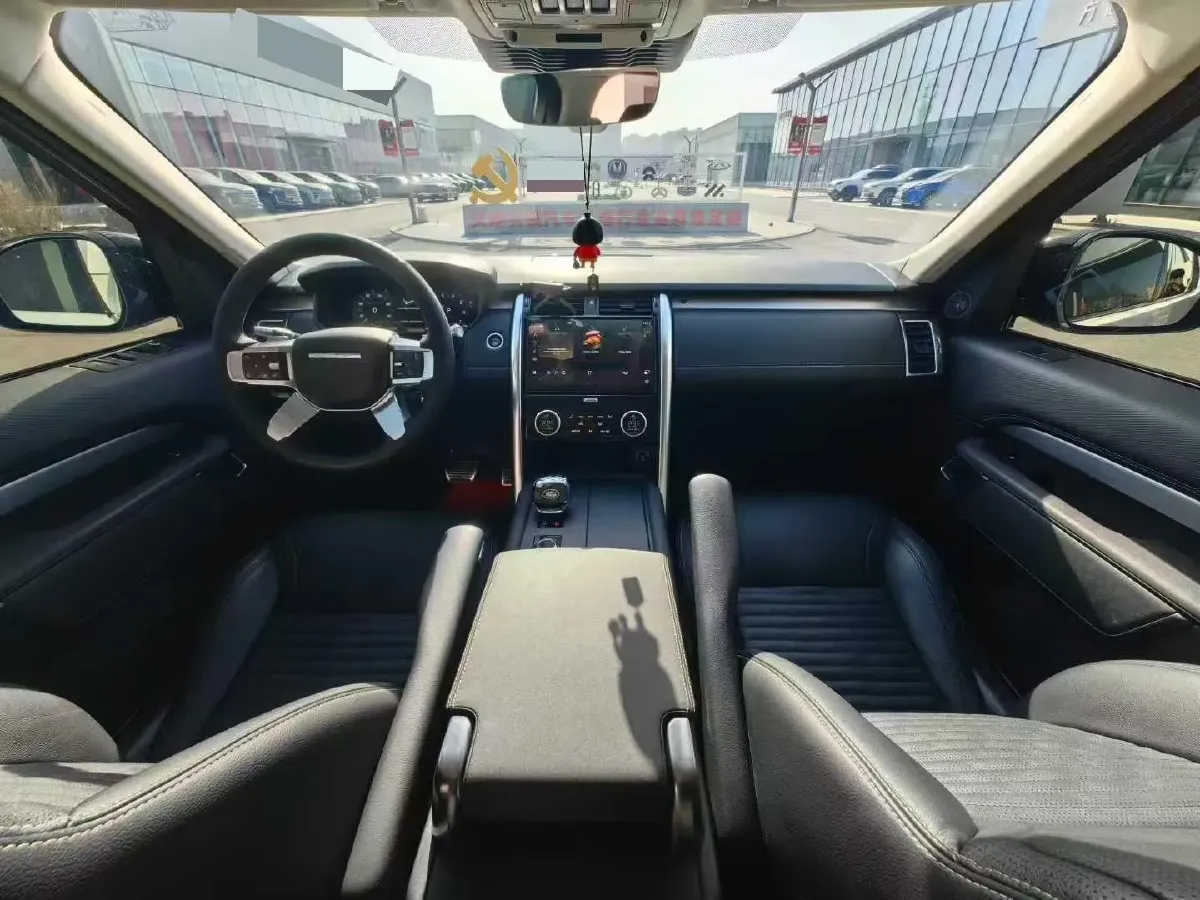2021 Land Rover Discovery 3.0T 360HP L6 8AT,autocango,china used car exporter,china ev exporter,chinese used car exporter,chinese used ev exporter