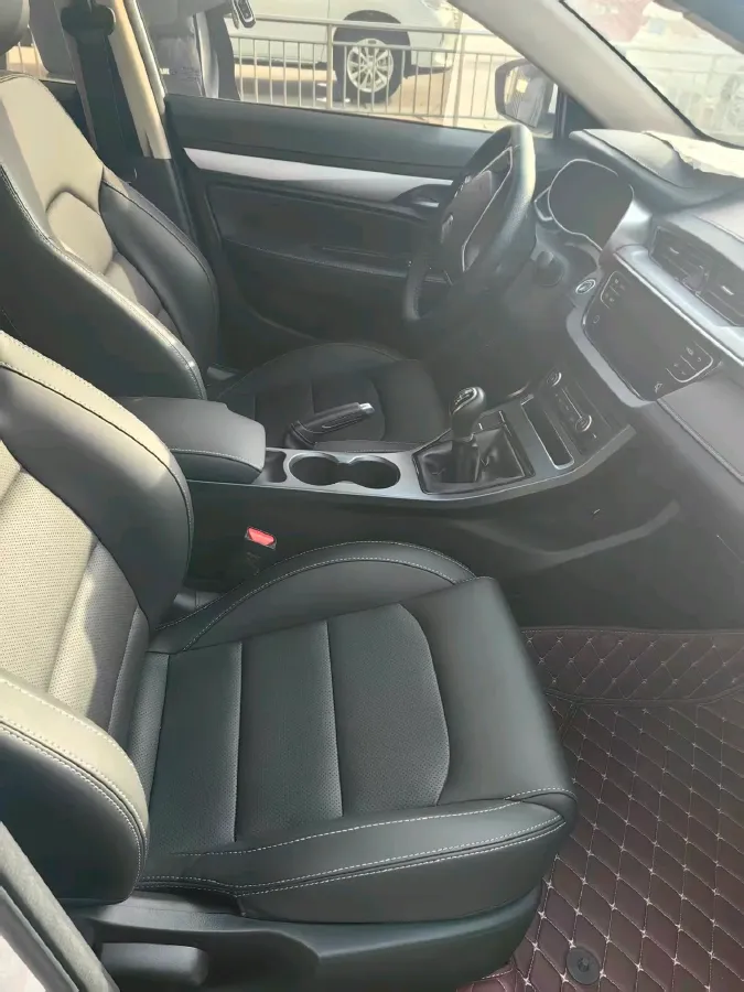 2018 Geely Emgrand 1.5L 109HP L4 5MT,autocango,china used car exporter,china ev exporter,chinese used car exporter,chinese used ev exporter