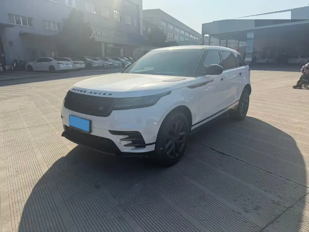 2024 Land Rover Range Rover Velar 2.0T 250HP L4 8AT