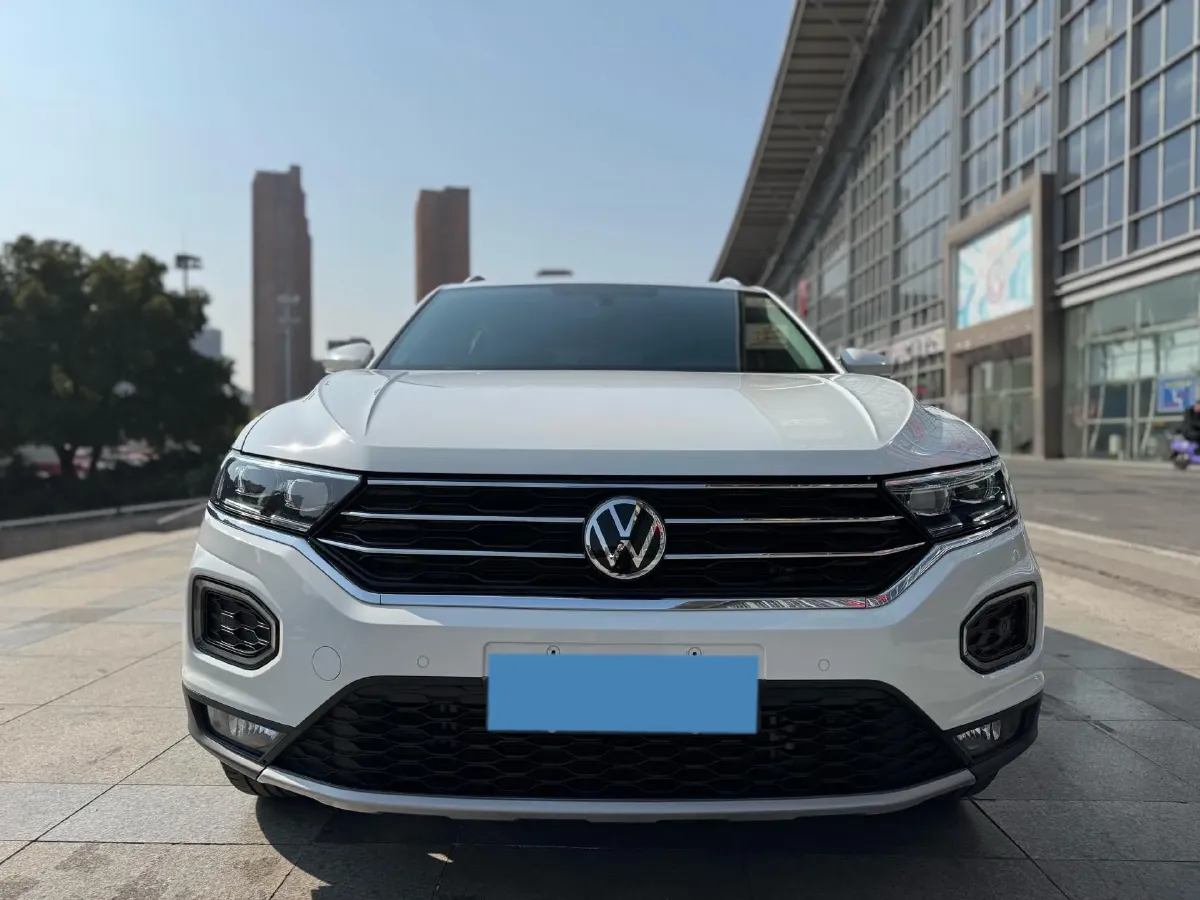 2022 Volkswagen T-Roc 1.4T 150HP L4 7DCT,autocango,china used car exporter,china ev exporter,chinese used car exporter,chinese used ev exporter
