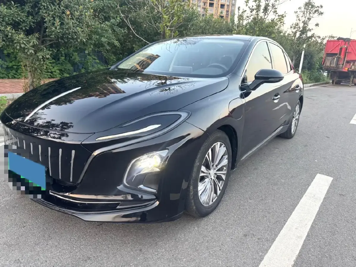 2022 HongQi E-QM5 BEV 54KWH