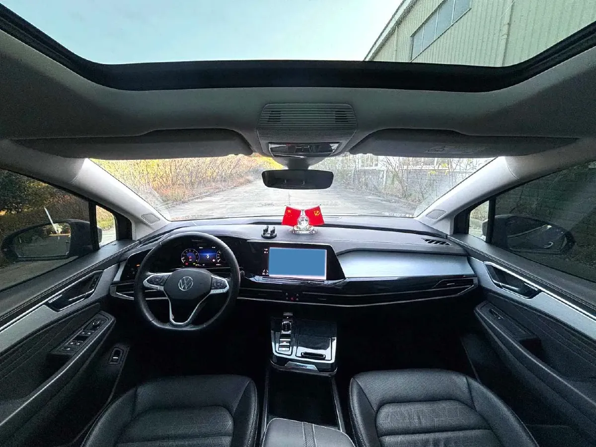 2021 Volkswagen Talagon 2.0T 220HP L4 7DCT,autocango,china used car exporter,china ev exporter,chinese used car exporter,chinese used ev exporter