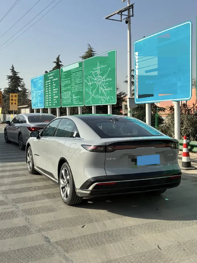 2024 Mazda EZ-6 REEV 95HP REEV 28.4KWH,autocango,china used car exporter,china ev exporter,chinese used car exporter,chinese used ev exporter