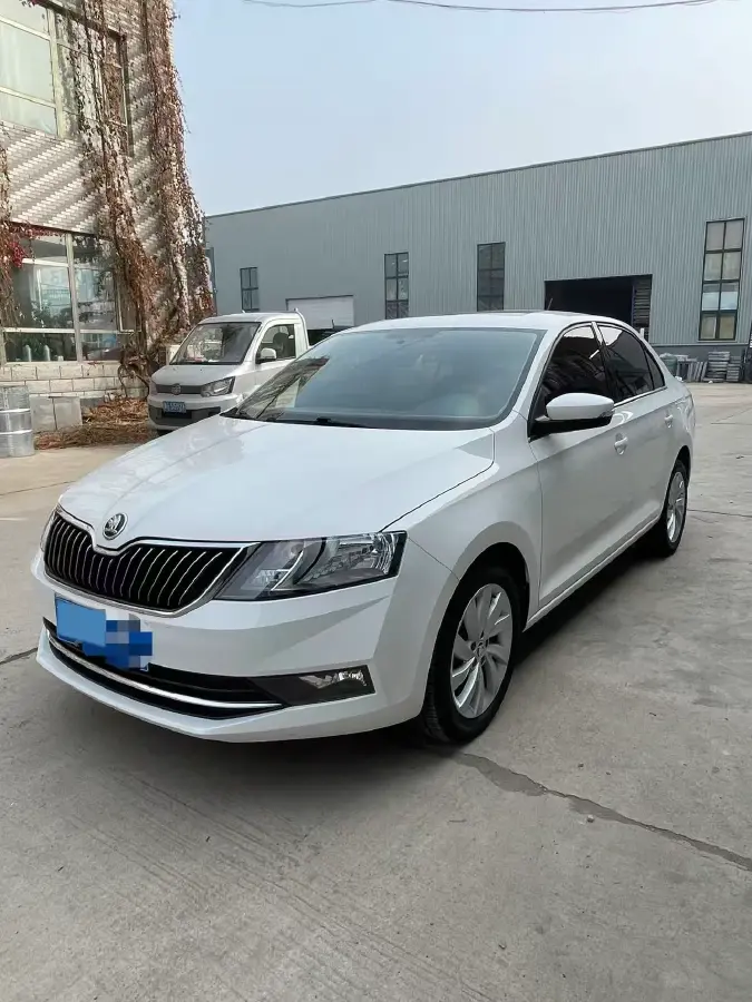 2018 Skoda Rapid 1.6L 110HP L4 6AT