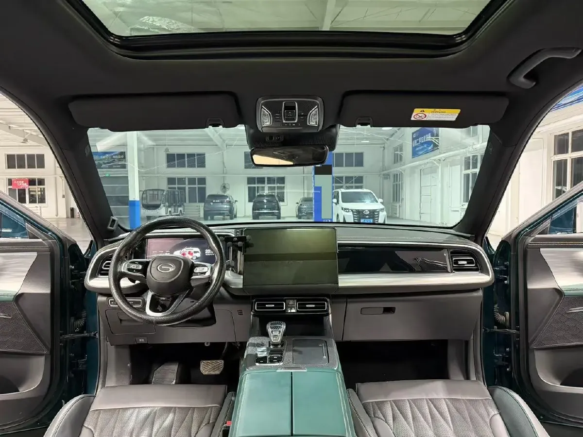 2022 GAC Trumpchi GS8 2.0T 252HP L4 8AT,autocango,china used car exporter,china ev exporter,chinese used car exporter,chinese used ev exporter