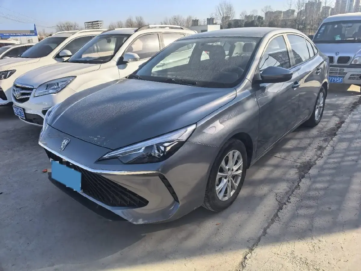 2023 Roewe i5 1.5L 129HP L4 5MT