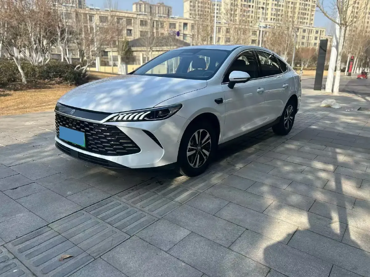 2025 BYD Qin Plus 1.5L 101HP L4 E-CVT PHEV 15.8KWH
