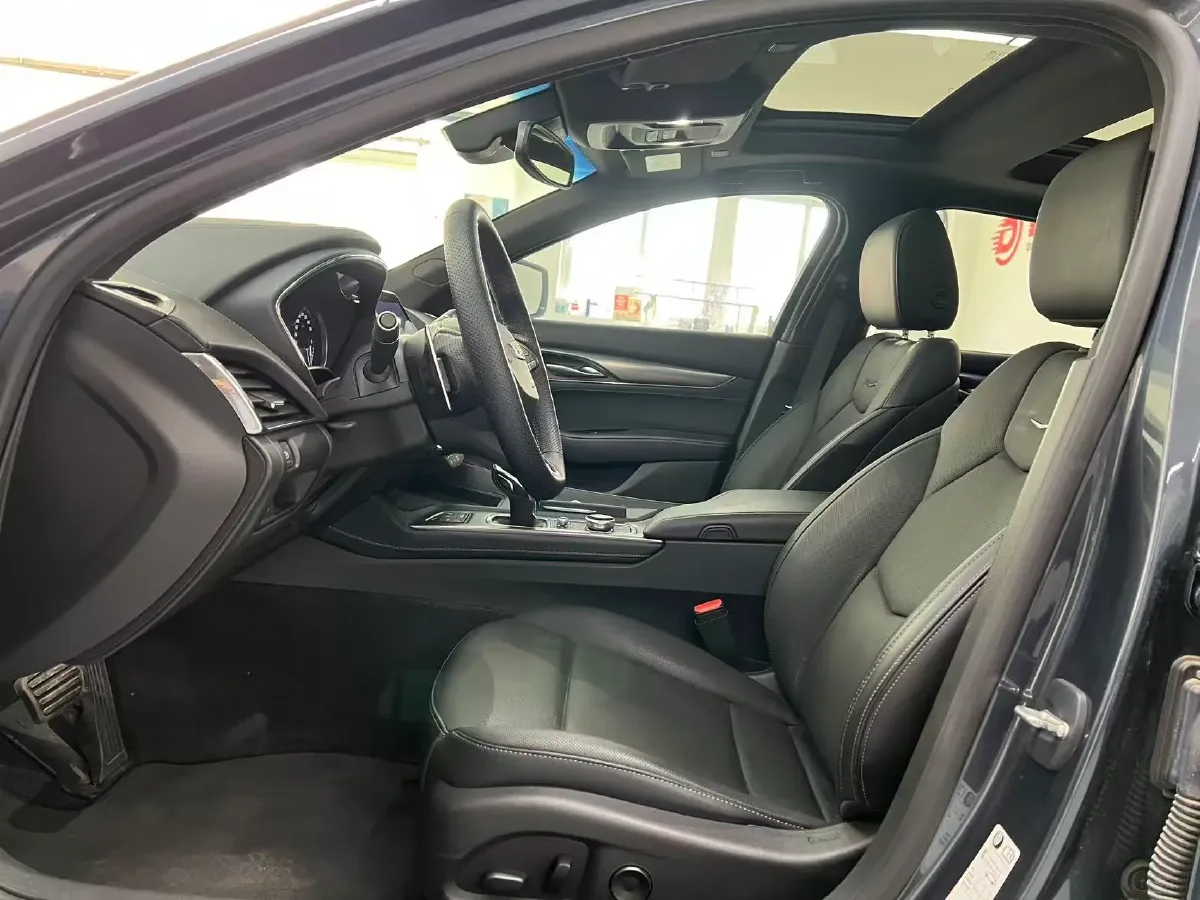 2021 Cadillac CT5 2.0T 237HP L4 10AT,autocango,china used car exporter,china ev exporter,chinese used car exporter,chinese used ev exporter