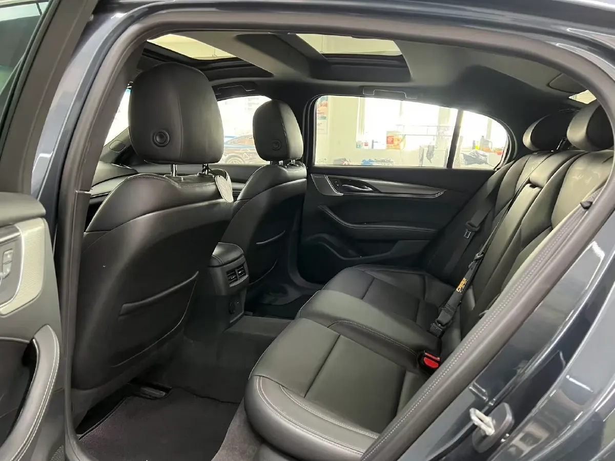 2021 Cadillac CT5 2.0T 237HP L4 10AT,autocango,china used car exporter,china ev exporter,chinese used car exporter,chinese used ev exporter