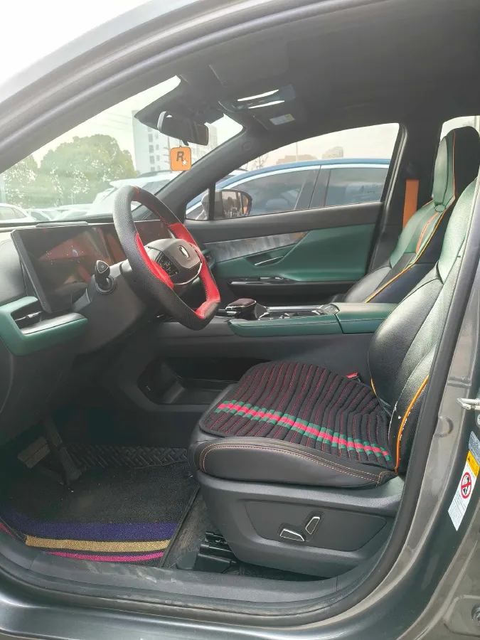 2023 ChangAn UNI-T 1.5T 188HP L4 7DCT,autocango,china used car exporter,china ev exporter,chinese used car exporter,chinese used ev exporter