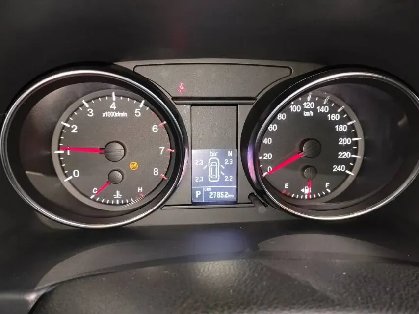 2019 Haval M6 1.5T 150HP L4 7DCT,autocango,china used car exporter,china ev exporter,chinese used car exporter,chinese used ev exporter