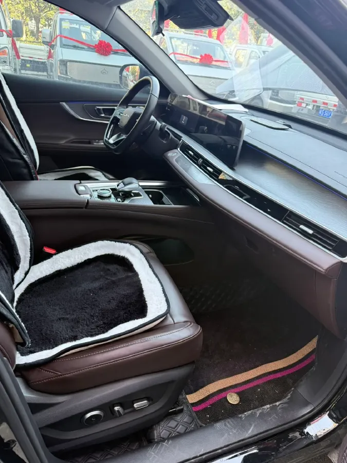 2024 Chery Tiggo 8 PRO 2.0T 254HP L4 7DCT,autocango,china used car exporter,china ev exporter,chinese used car exporter,chinese used ev exporter