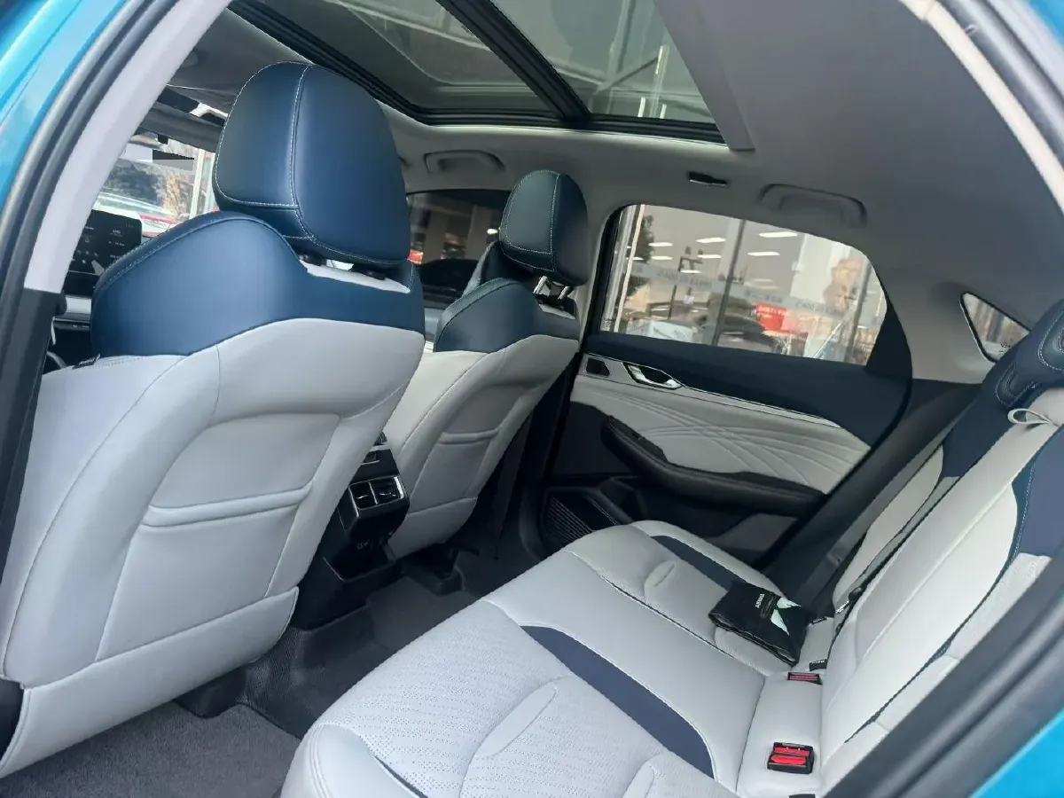 2021 Geely Preface 2.0T 190HP L4 7DCT,autocango,china used car exporter,china ev exporter,chinese used car exporter,chinese used ev exporter