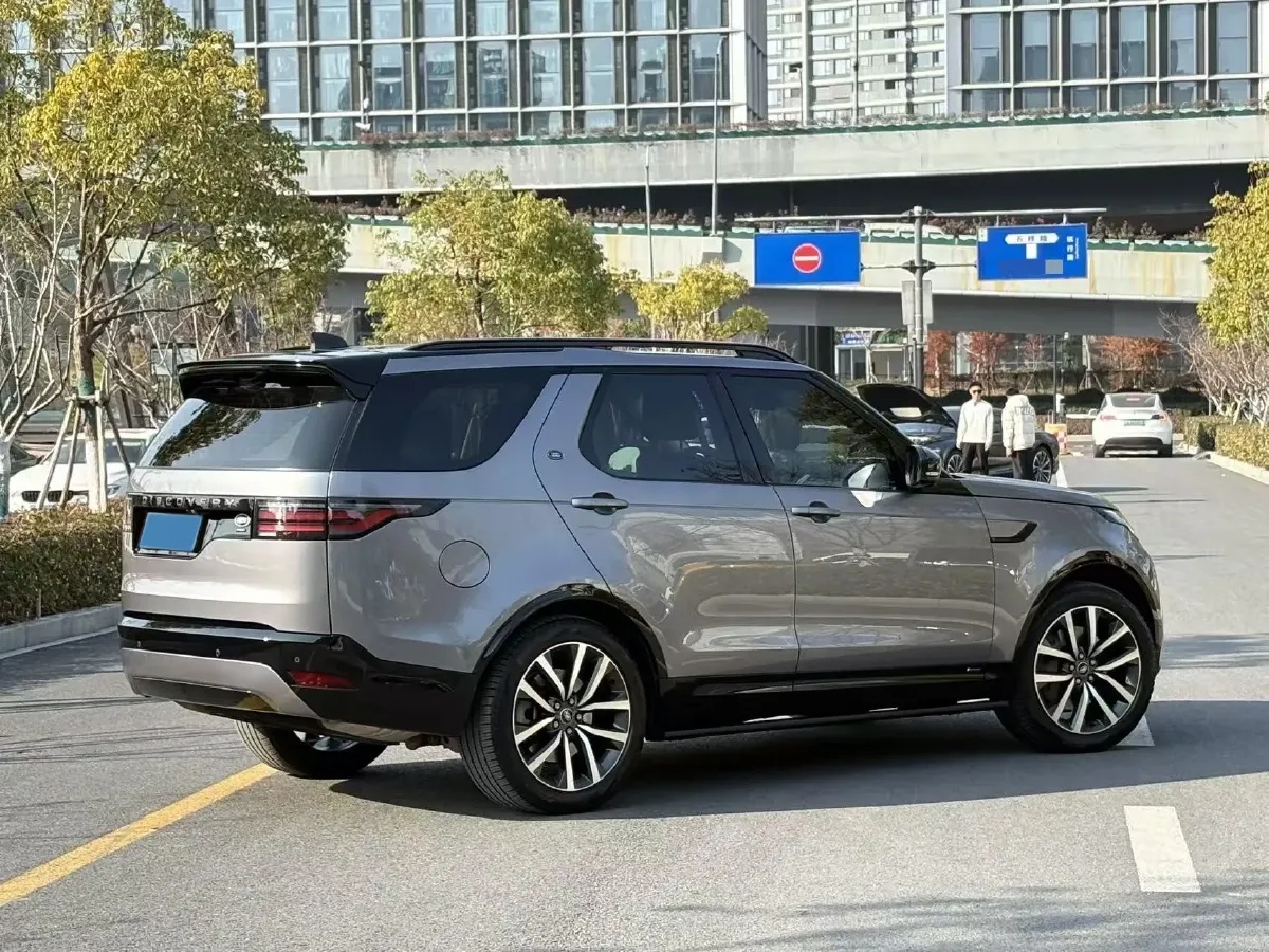 2021 Land Rover Discovery 3.0T 360HP L6 8AT,autocango,china used car exporter,china ev exporter,chinese used car exporter,chinese used ev exporter
