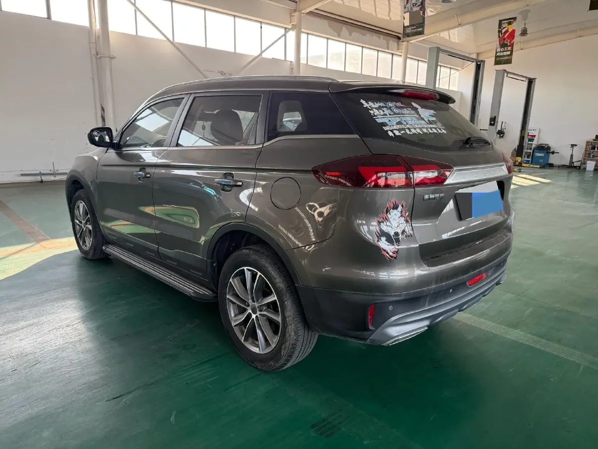2021 Ford Escort 1.5L 122HP L3 6AT,autocango,china used car exporter,china ev exporter,chinese used car exporter,chinese used ev exporter