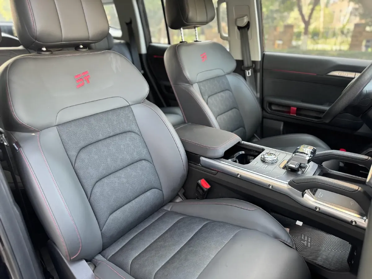 2024 Jetour ShanHai TravellerC-DM 1.5T 156HP L4 3DHT PHEV 26.7KWH,autocango,china used car exporter,china ev exporter,chinese used car exporter,chinese used ev exporter