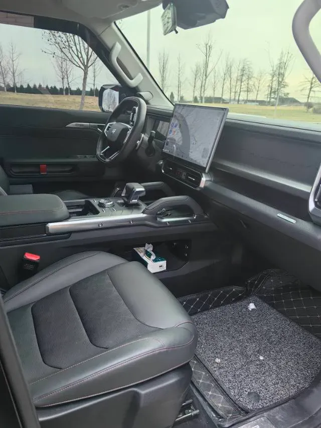 2023 Jetour Traveller 2.0T 254HP L4 7DCT,autocango,china used car exporter,china ev exporter,chinese used car exporter,chinese used ev exporter