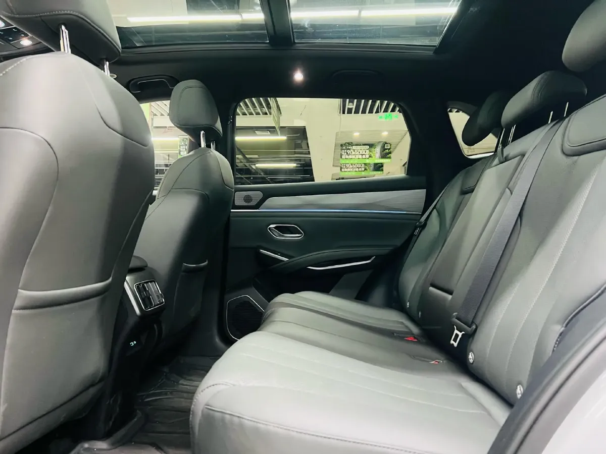 2026 BYD SongL DM-i 1.5L 101HP L4 E-CVT PHEV,autocango,china used car exporter,china ev exporter,chinese used car exporter,chinese used ev exporter