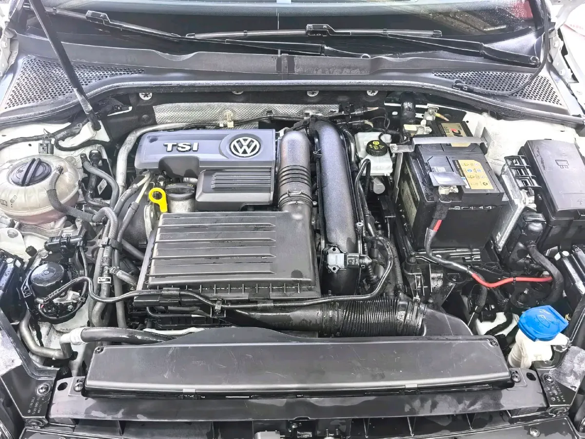 2020 Volkswagen Golf 1.4T 150HP L4 7DCT,autocango,china used car exporter,china ev exporter,chinese used car exporter,chinese used ev exporter