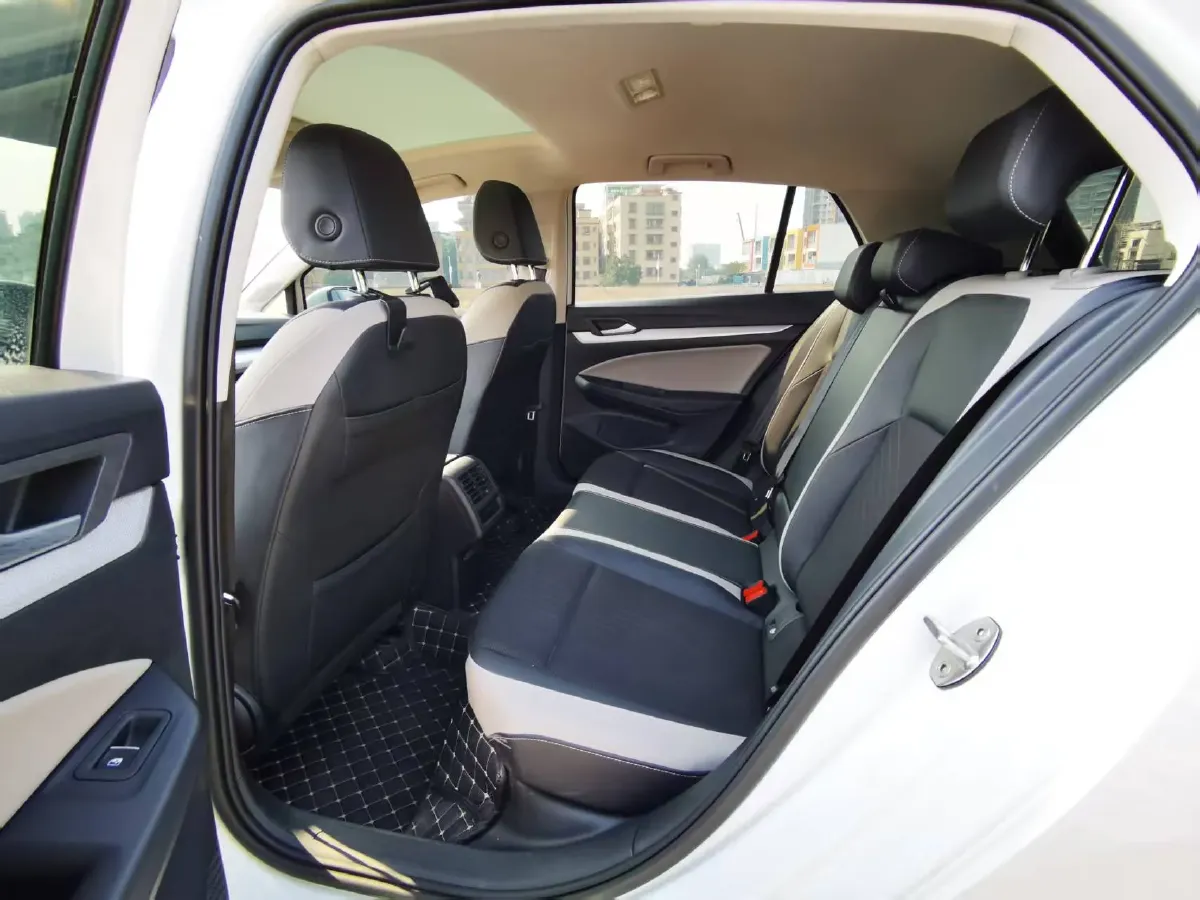 2021 Volkswagen Golf 1.4T 150HP L4 7DCT,autocango,china used car exporter,china ev exporter,chinese used car exporter,chinese used ev exporter