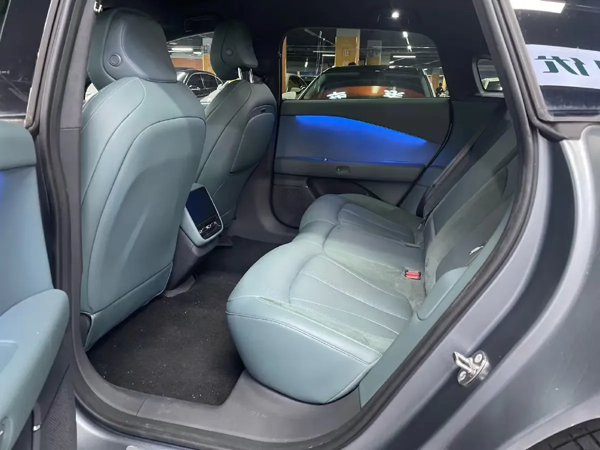 2024 Xpeng P7+ BEV 76.3KWH,autocango,china used car exporter,china ev exporter,chinese used car exporter,chinese used ev exporter