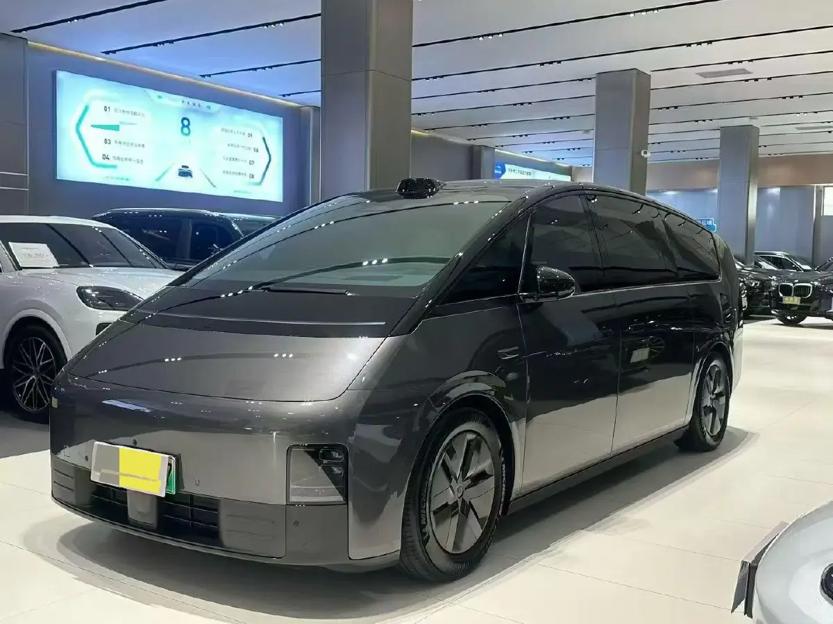 2024 Li MEGA BEV 102.7KWH