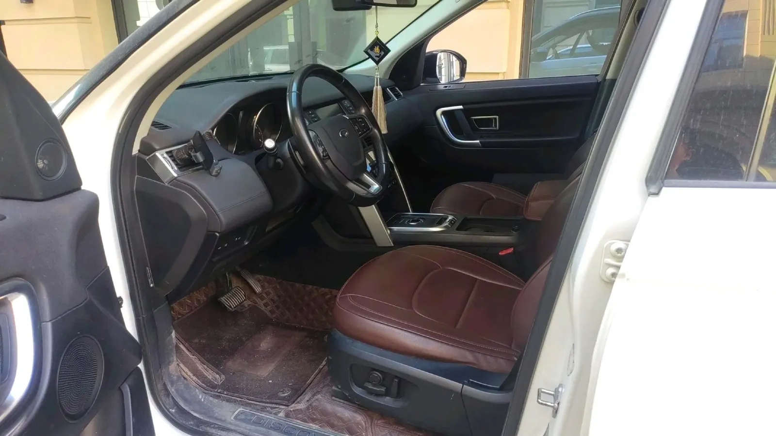 2019 Land Rover Discovery Sport 2.0T 241HP L4 9AT,autocango,china used car exporter,china ev exporter,chinese used car exporter,chinese used ev exporter