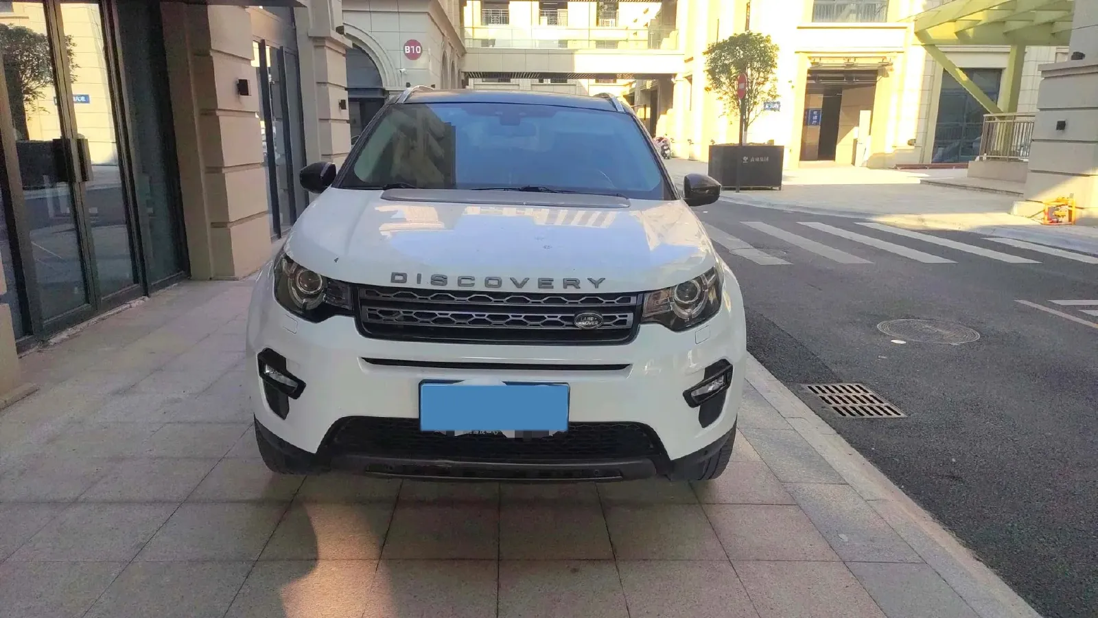 2019 Land Rover Discovery Sport 2.0T 241HP L4 9AT,autocango,china used car exporter,china ev exporter,chinese used car exporter,chinese used ev exporter