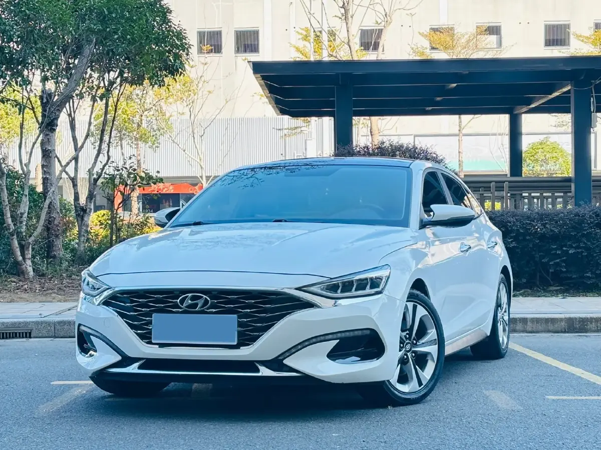 2019 Hyundai La Festa 1.6T 204HP L4 7DCT