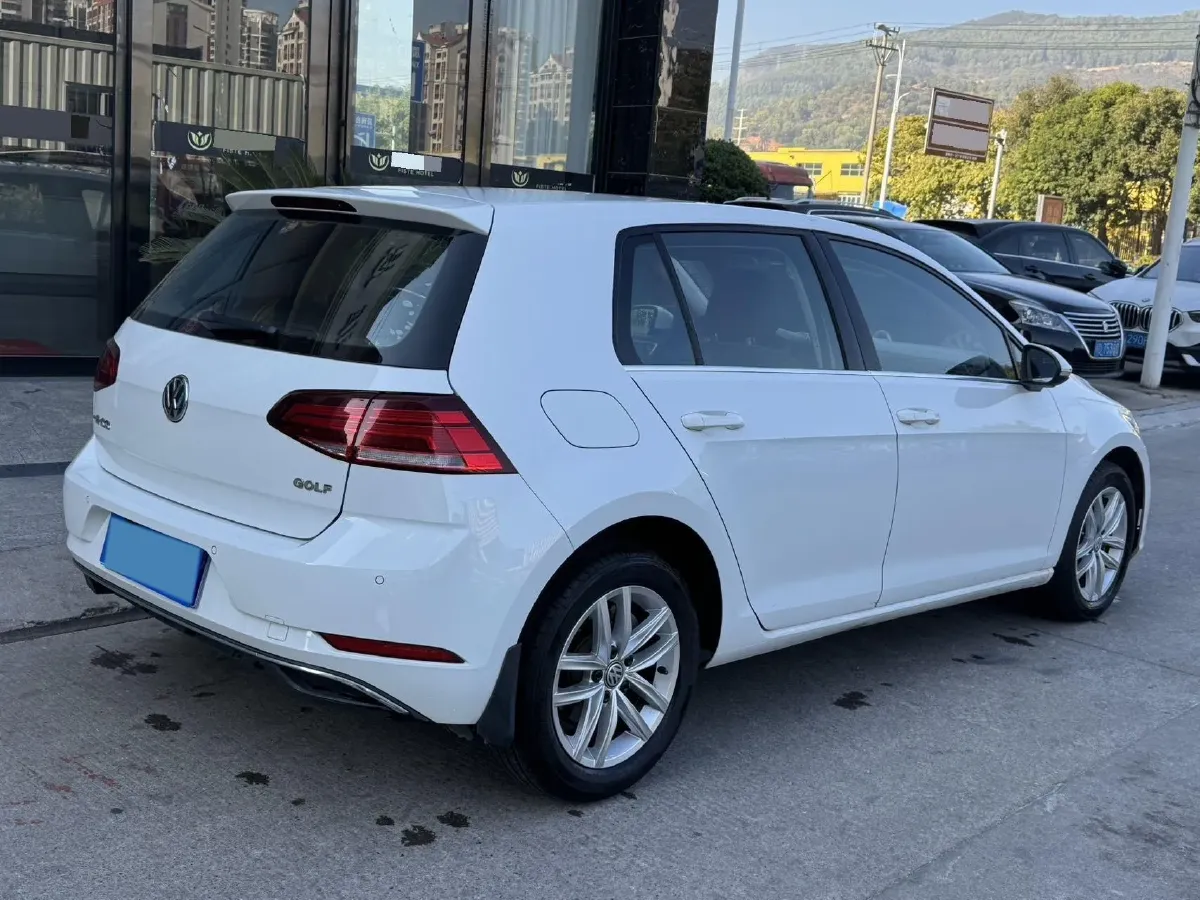 2018 Volkswagen Golf 1.6L 110HP L4 6AT,autocango,china used car exporter,china ev exporter,chinese used car exporter,chinese used ev exporter