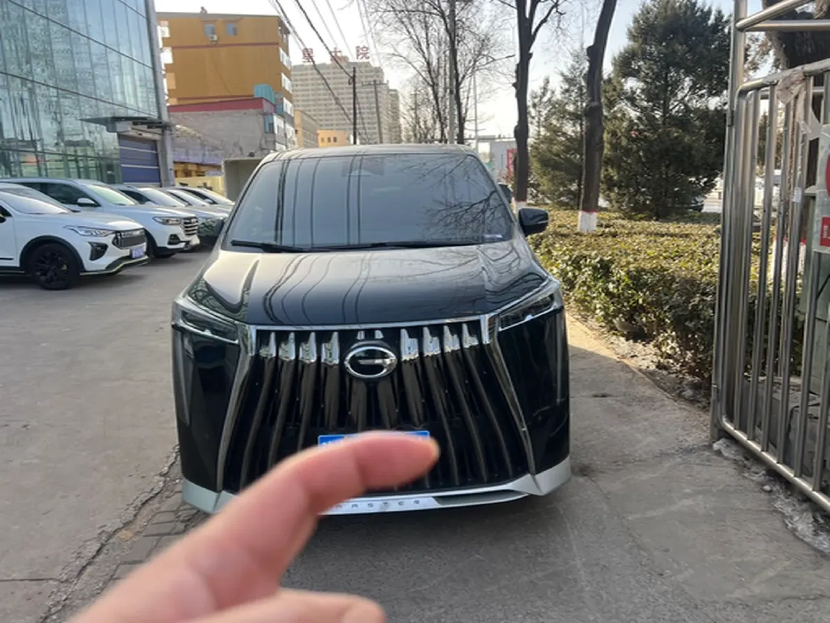 2023 GAC Trumpchi M8 2.0T 252HP L4 8AT,autocango,china used car exporter,china ev exporter,chinese used car exporter,chinese used ev exporter