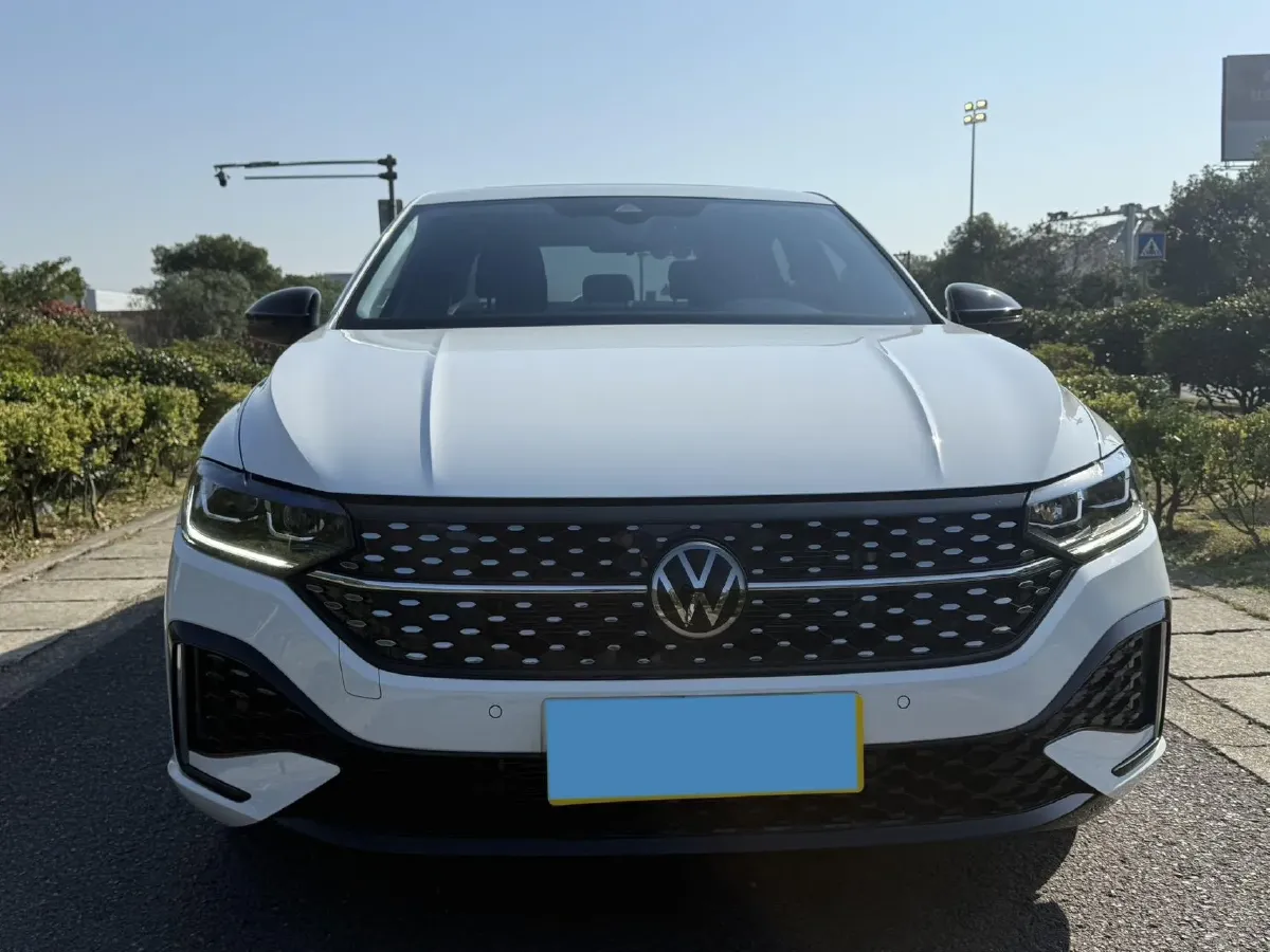 2024 Volkswagen Lavida 1.5T 160HP L4 7DCT,autocango,china used car exporter,china ev exporter,chinese used car exporter,chinese used ev exporter