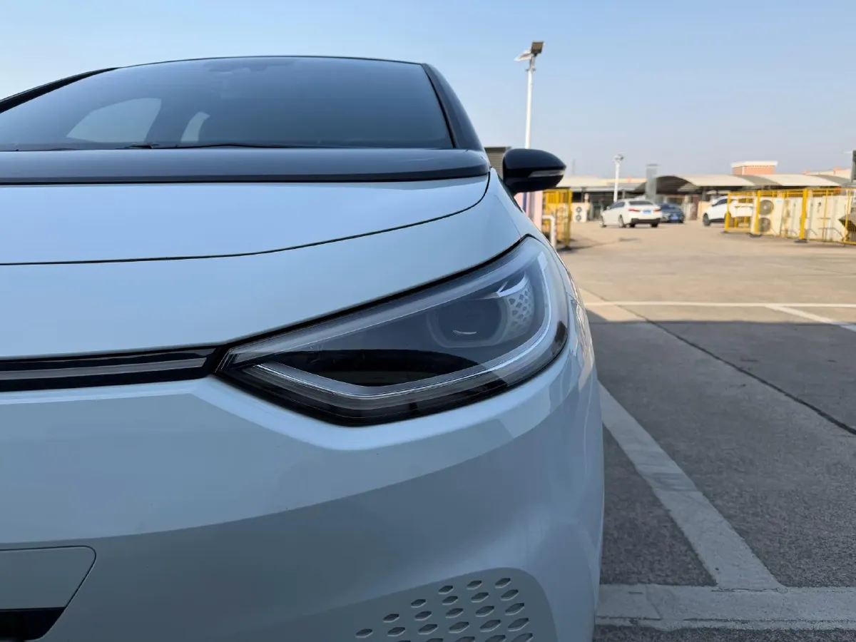 2022 Volkswagen ID.3 BEV 57.3KWH,autocango,china used car exporter,china ev exporter,chinese used car exporter,chinese used ev exporter