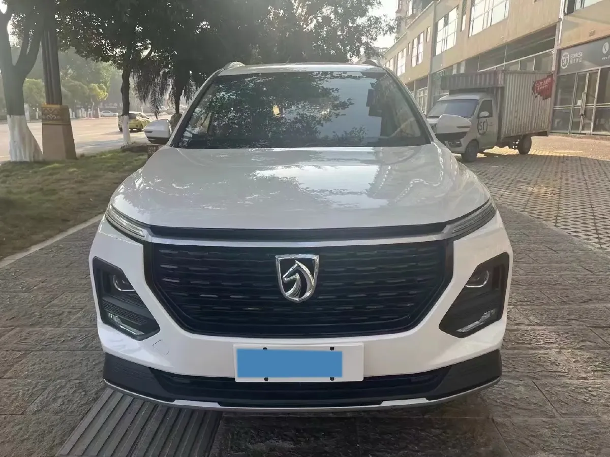 2020 BaoJun RC-5 1.5T 147HP L4 CVT,autocango,china used car exporter,china ev exporter,chinese used car exporter,chinese used ev exporter