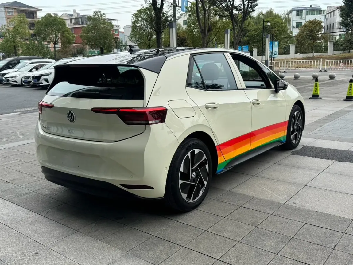 2025 Volkswagen ID.3 BEV 52.8KWH,autocango,china used car exporter,china ev exporter,chinese used car exporter,chinese used ev exporter