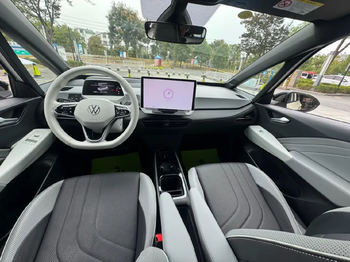 2025 Volkswagen ID.3 BEV 52.8KWH,autocango,china used car exporter,china ev exporter,chinese used car exporter,chinese used ev exporter