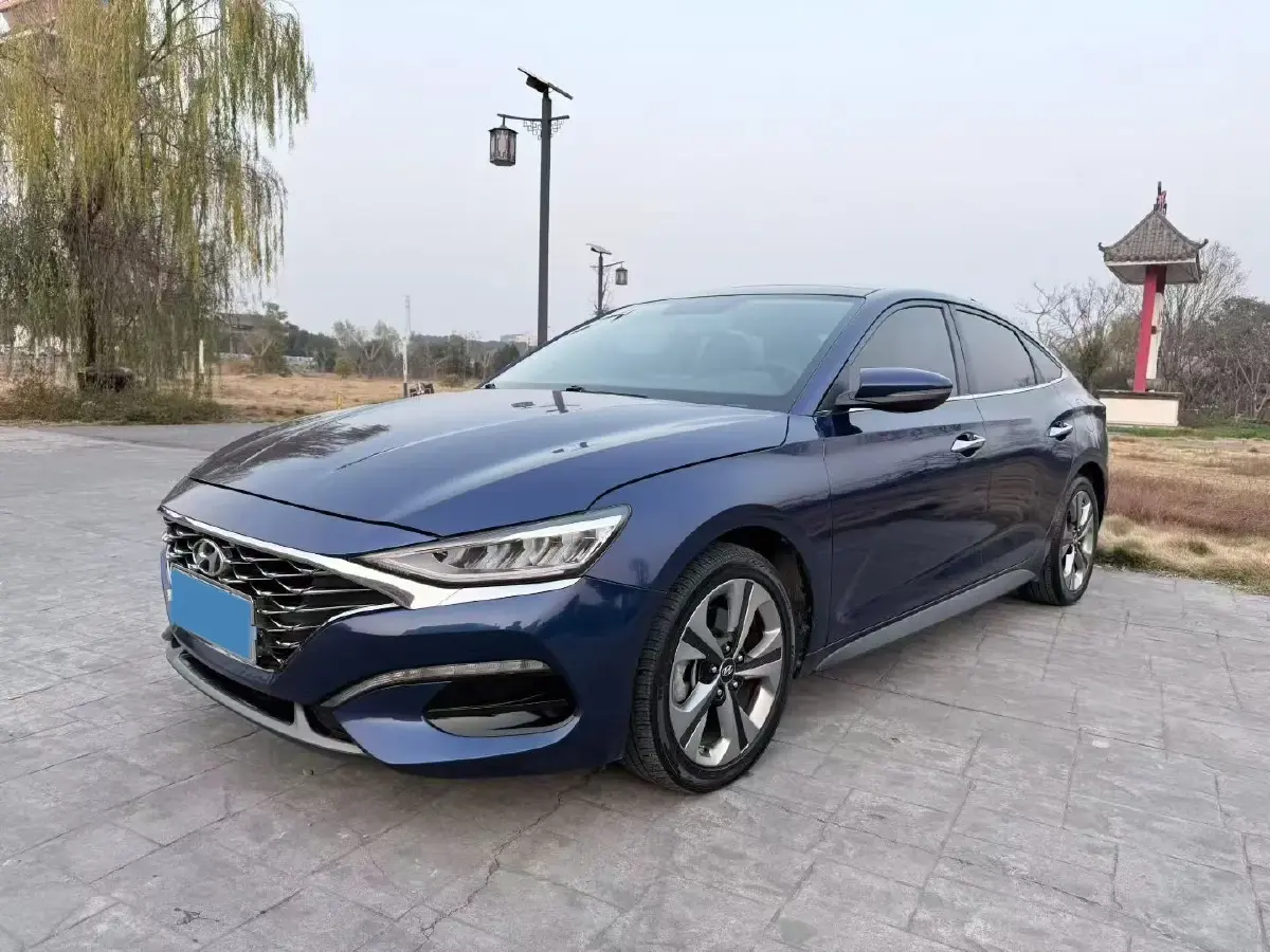 2019 Hyundai La Festa 1.6T 190HP L4 7DCT