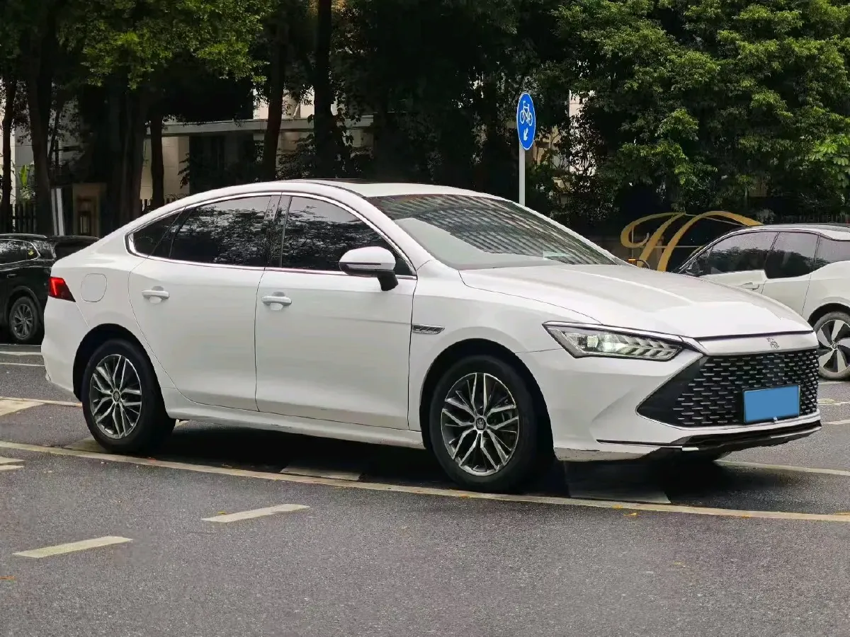 2021 Haval F7 1.5T 169HP L4 7DCT,autocango,china used car exporter,china ev exporter,chinese used car exporter,chinese used ev exporter