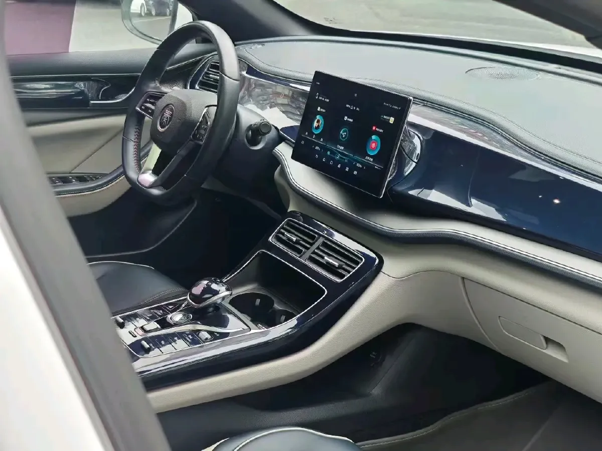 2021 Haval F7 1.5T 169HP L4 7DCT,autocango,china used car exporter,china ev exporter,chinese used car exporter,chinese used ev exporter