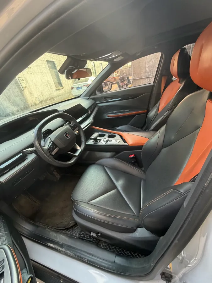 2022 ChangAn UNI-V 1.5T 188HP L4 7DCT,autocango,china used car exporter,china ev exporter,chinese used car exporter,chinese used ev exporter