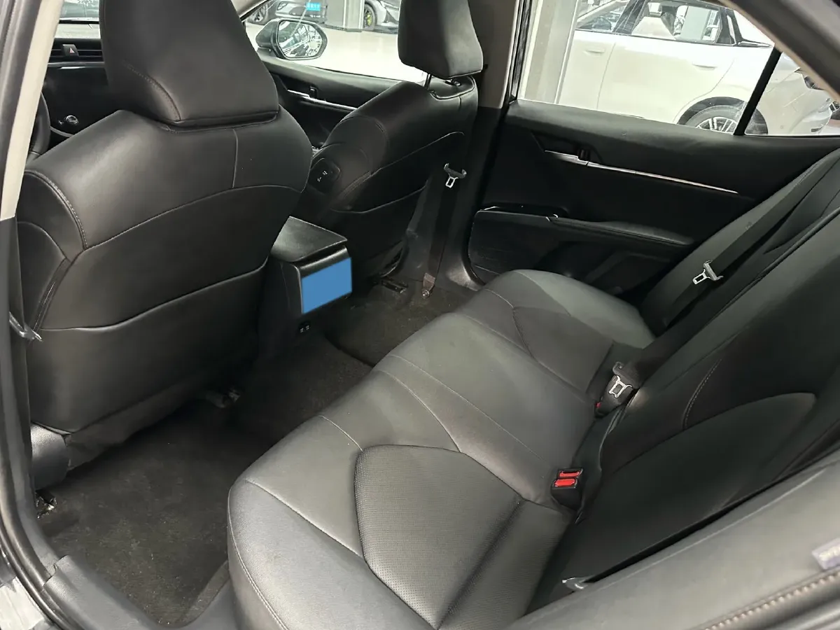 2019 Toyota Camry 2.0L 178HP L4 CVT,autocango,china used car exporter,china ev exporter,chinese used car exporter,chinese used ev exporter