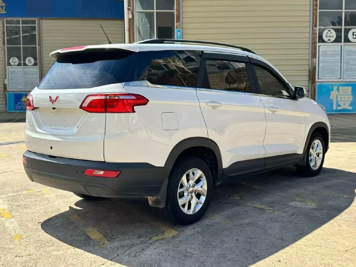 2019 WuLing HongGuang S3 1.5L 112HP L4 6MT,autocango,china used car exporter,china ev exporter,chinese used car exporter,chinese used ev exporter