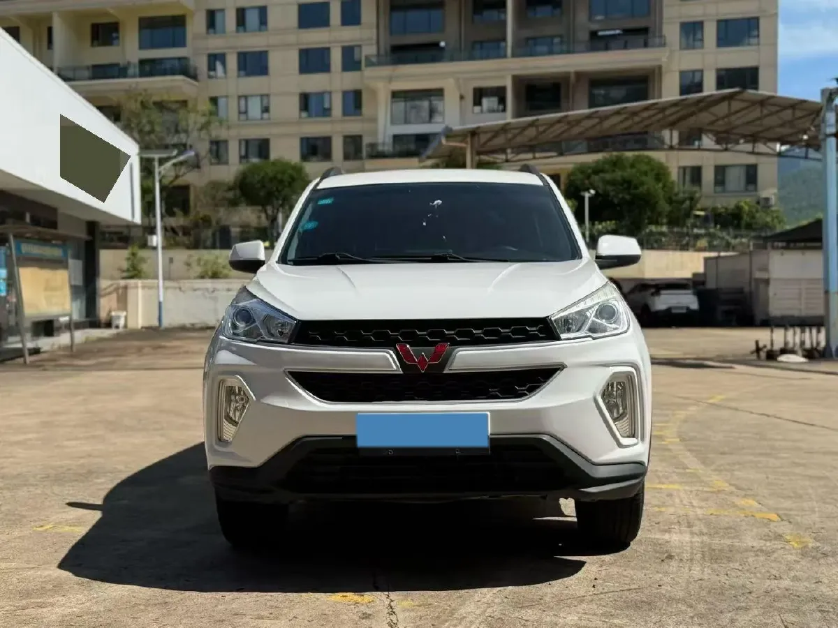2019 WuLing HongGuang S3 1.5L 112HP L4 6MT,autocango,china used car exporter,china ev exporter,chinese used car exporter,chinese used ev exporter