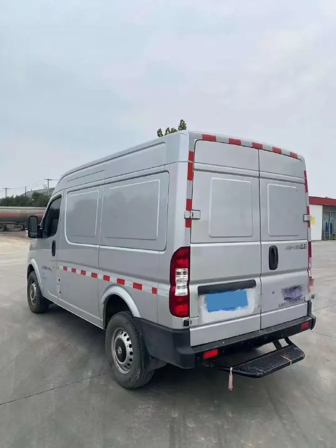 2021 DongFeng DFAC YuFeng 2.3T 110HP L4 6MT,autocango,china used car exporter,china ev exporter,chinese used car exporter,chinese used ev exporter